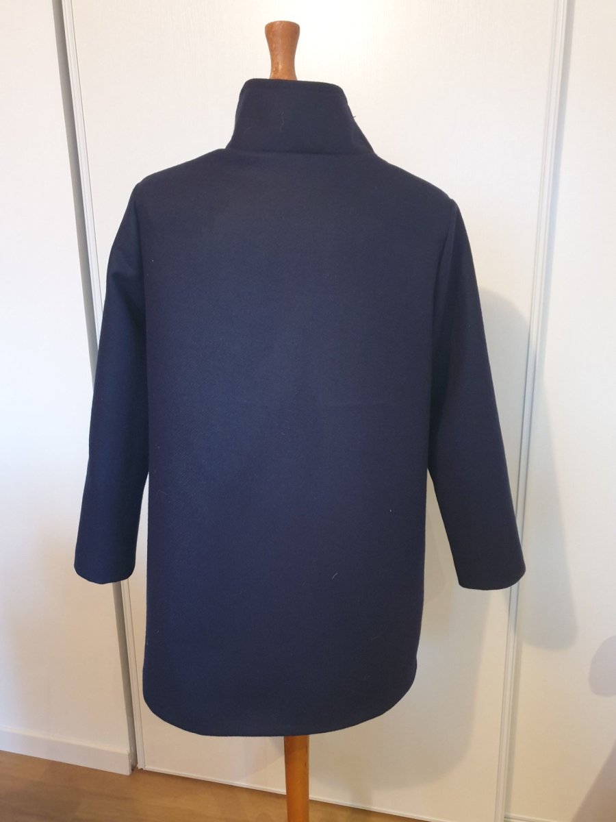 Manteau droit en drap de laine – Image 3