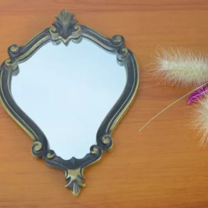 Miroir avec cadre en métal